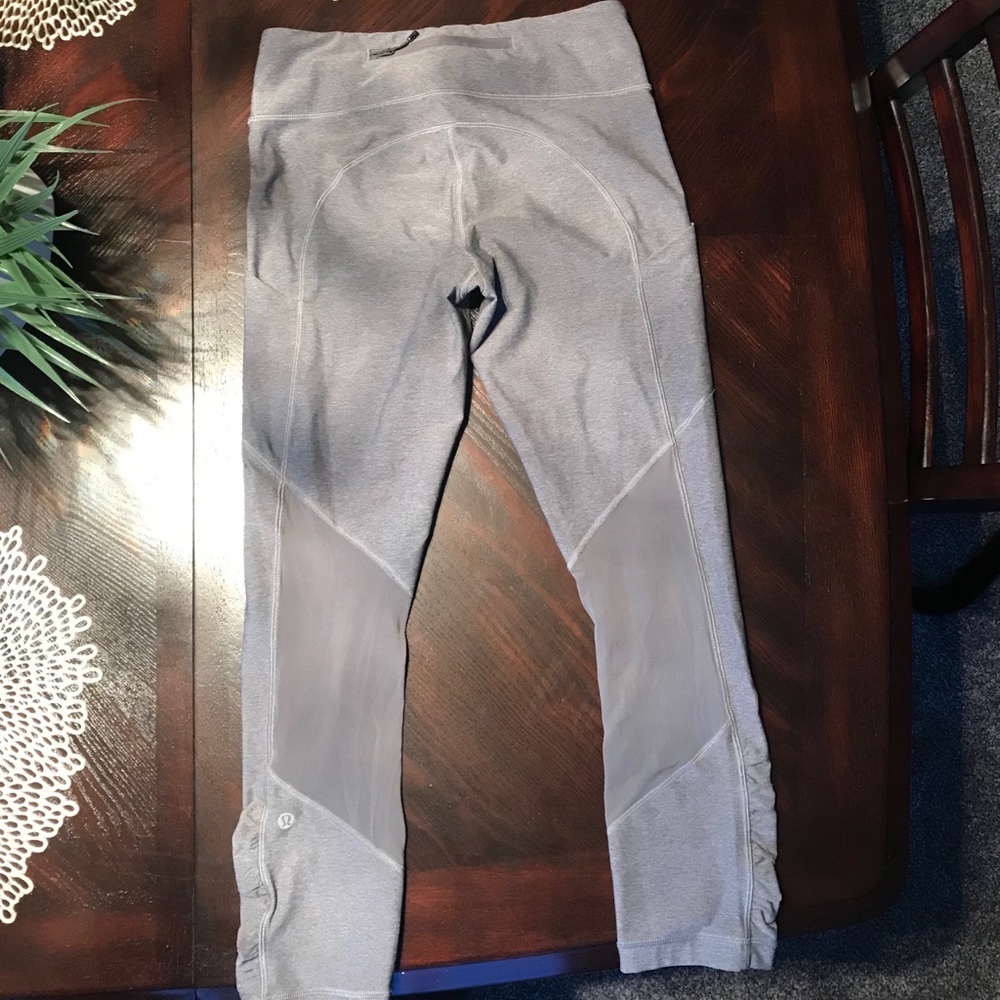 Lululemon crops